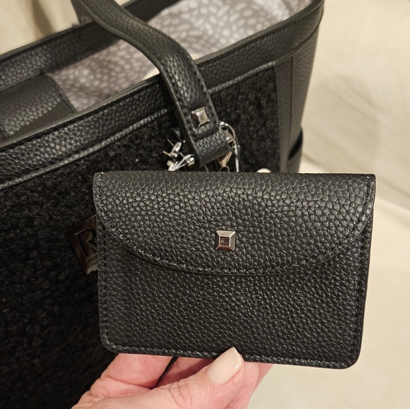 New Rachel Zoe Everyday Tote - Picture 3 of 5